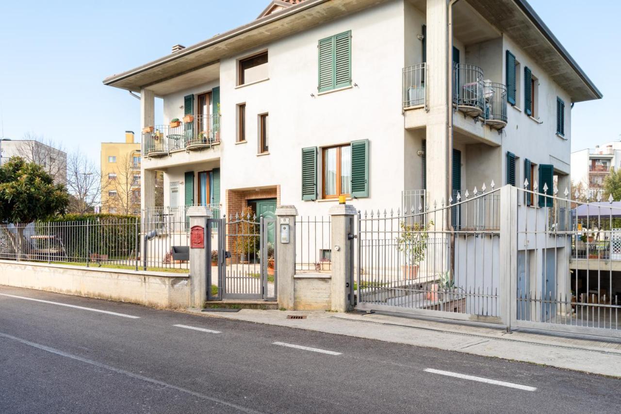 Casa Del Giardino Bright Apartment Bastia Umbra Buitenkant foto