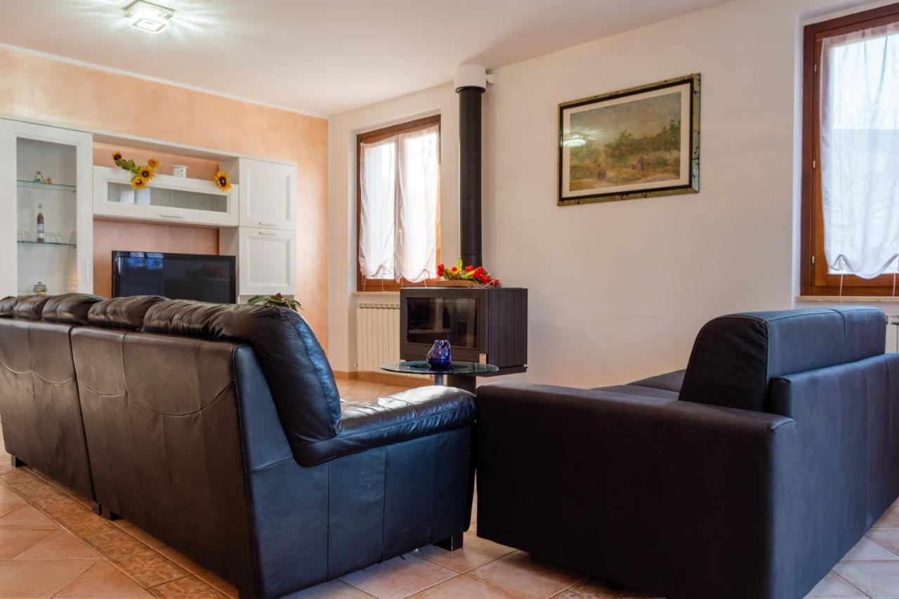Casa Del Giardino Bright Apartment Bastia Umbra Buitenkant foto
