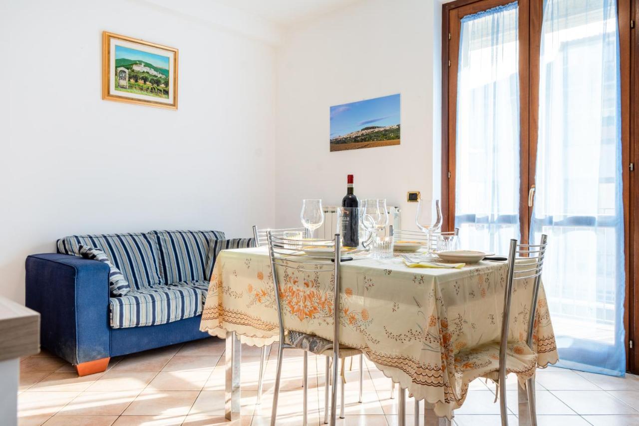Casa Del Giardino Bright Apartment Bastia Umbra Buitenkant foto