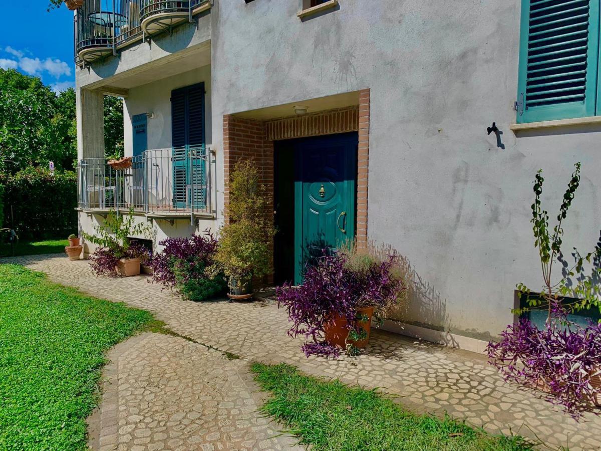 Casa Del Giardino Bright Apartment Bastia Umbra Buitenkant foto